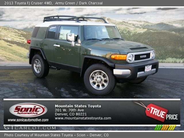 2013 Toyota FJ Cruiser 4WD in Army Green