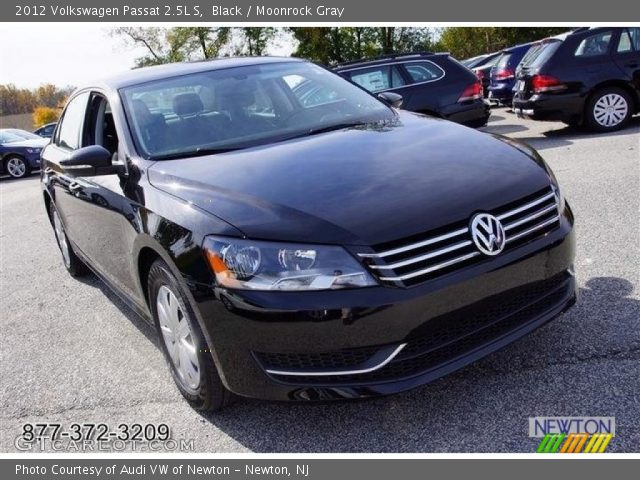 2012 Volkswagen Passat 2.5L S in Black