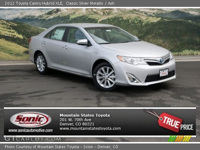 2012 Toyota Camry Hybrid XLE in Classic Silver Metallic