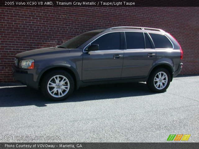 2005 Volvo XC90 V8 AWD in Titanium Gray Metallic