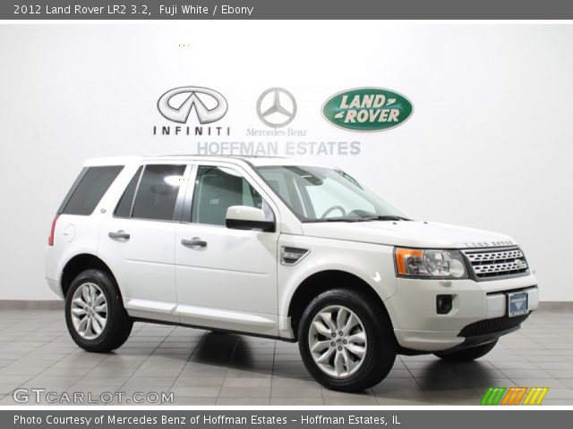 2012 Land Rover LR2 3.2 in Fuji White