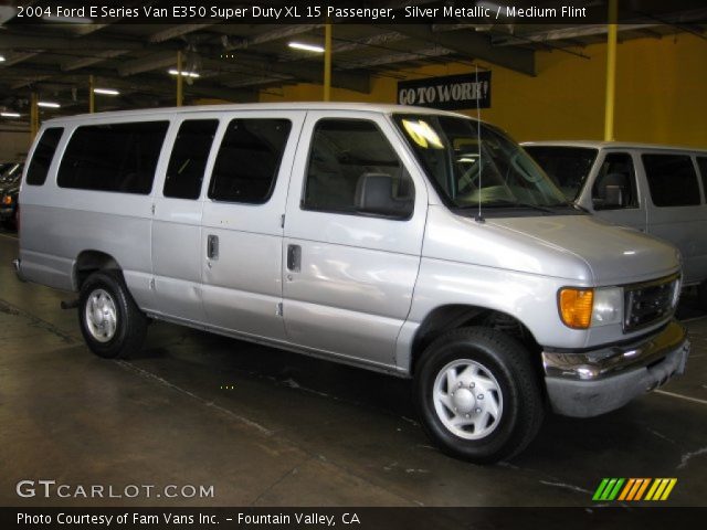 2004 Ford E Series Van E350 Super Duty XL 15 Passenger in Silver Metallic