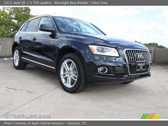 2013 Audi Q5 2.0 TFSI quattro in Moonlight Blue Metallic