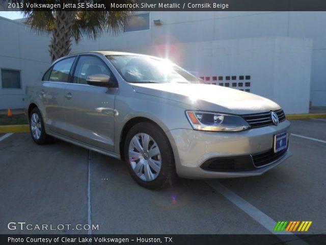 2013 Volkswagen Jetta SE Sedan in Moonrock Silver Metallic