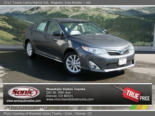 2012 Toyota Camry Hybrid XLE in Magnetic Gray Metallic