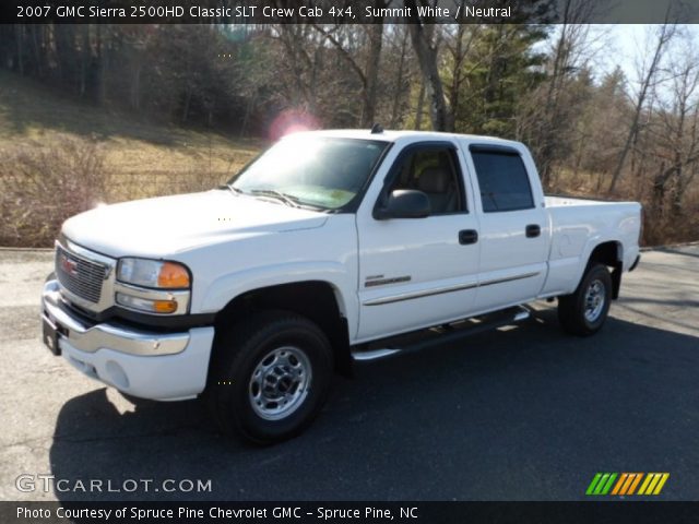 2007 GMC Sierra 2500HD Classic SLT Crew Cab 4x4 in Summit White