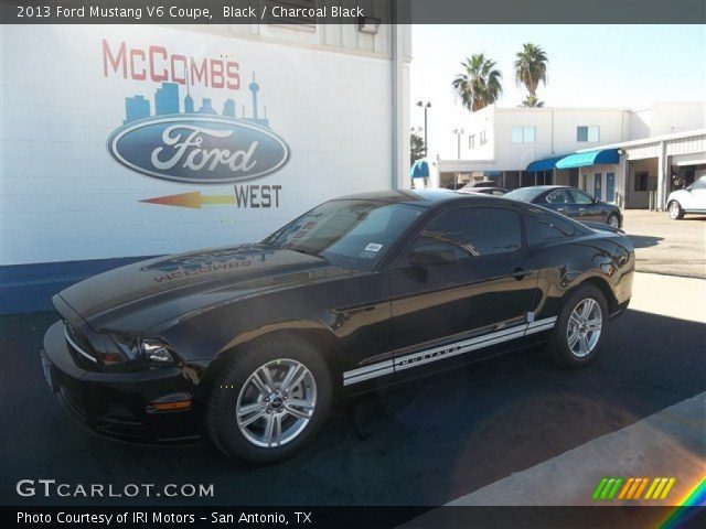 2013 Ford Mustang V6 Coupe in Black