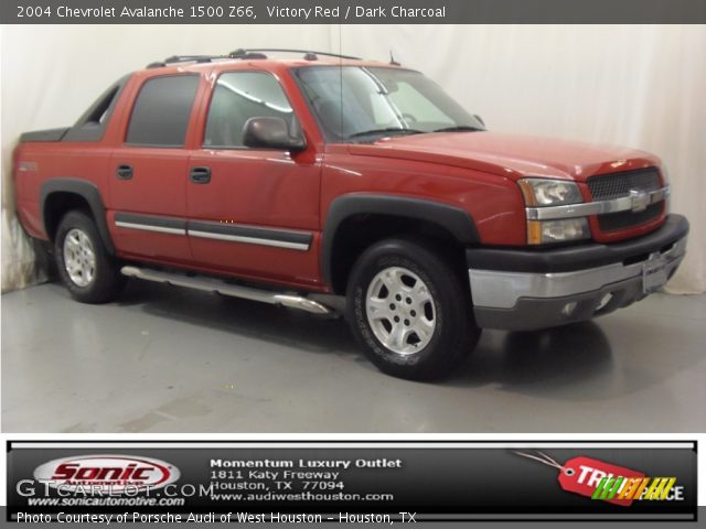 2004 Chevrolet Avalanche 1500 Z66 in Victory Red