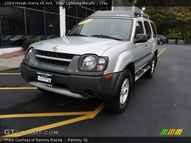 2004 Nissan Xterra XE 4x4 in Silver Lightning Metallic