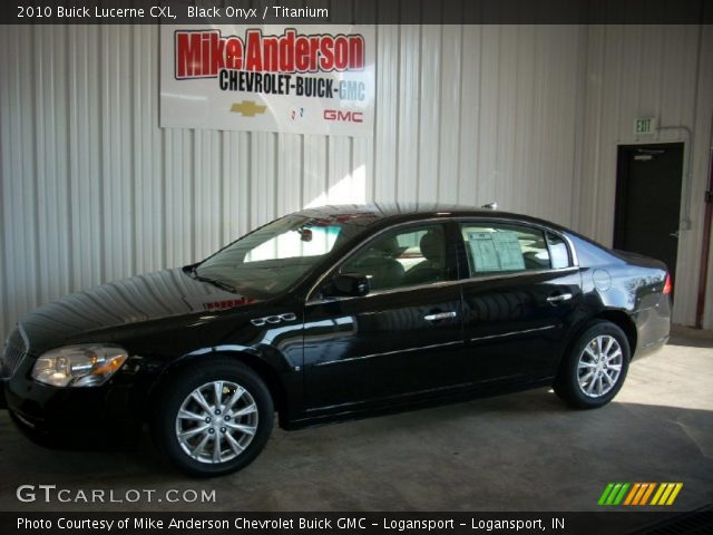 2010 Buick Lucerne CXL in Black Onyx
