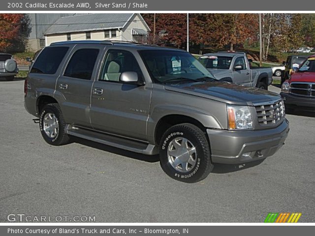 2002 Cadillac Escalade AWD in Silver Sand