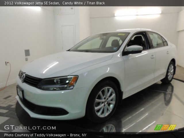2012 Volkswagen Jetta SE Sedan in Candy White