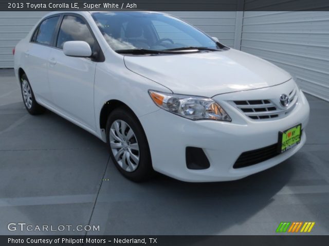 2013 Toyota Corolla LE in Super White