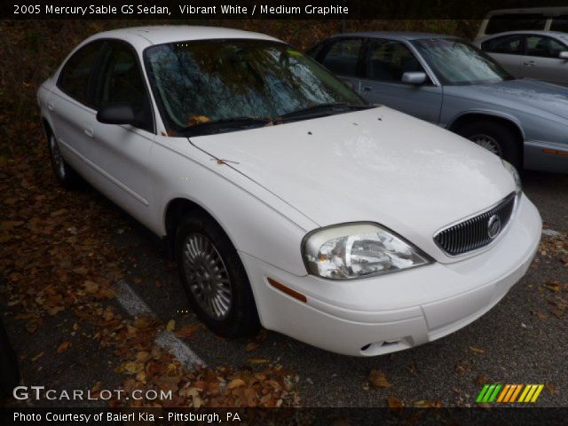 2005 Mercury Sable GS Sedan in Vibrant White