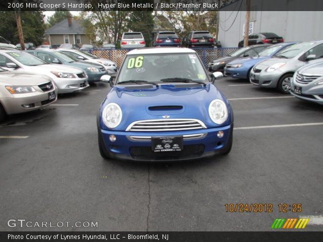 2006 Mini Cooper S Hardtop in Hyper Blue Metallic
