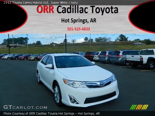 2012 Toyota Camry Hybrid XLE in Super White