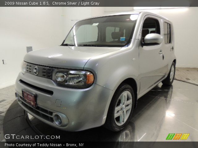 2009 Nissan Cube 1.8 S in Chrome Silver