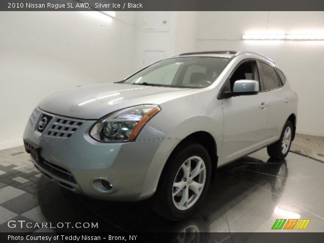 2010 Nissan Rogue SL AWD in Silver Ice