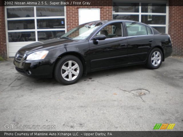 2002 Nissan Altima 2.5 S in Super Black