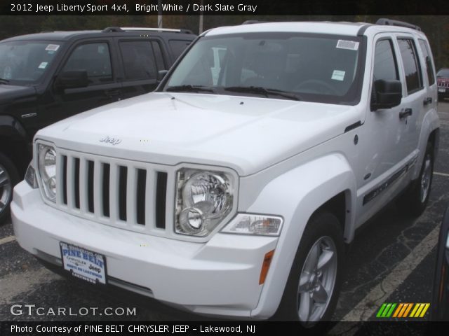 2012 Jeep Liberty Sport 4x4 in Bright White