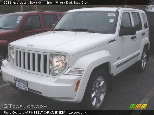 2012 Jeep Liberty Sport 4x4 in Bright White