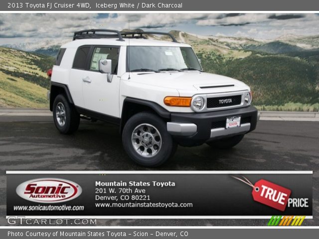 2013 Toyota FJ Cruiser 4WD in Iceberg White