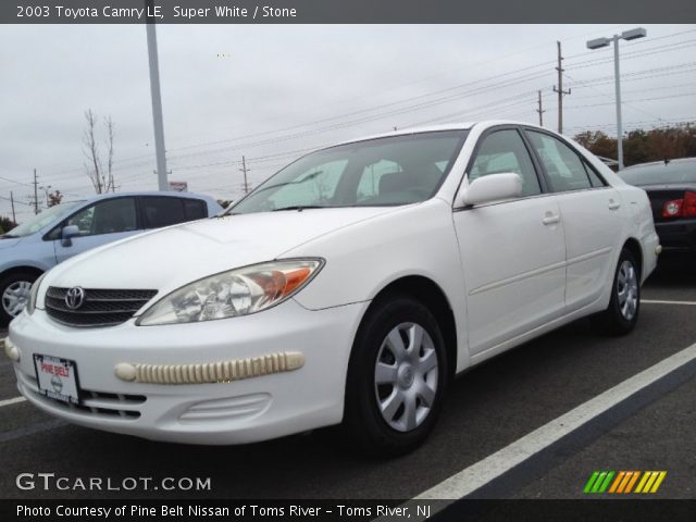 2003 Toyota Camry LE in Super White