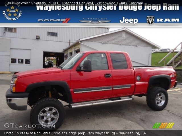 2004 Chevrolet Silverado 1500 LT Extended Cab 4x4 in Victory Red
