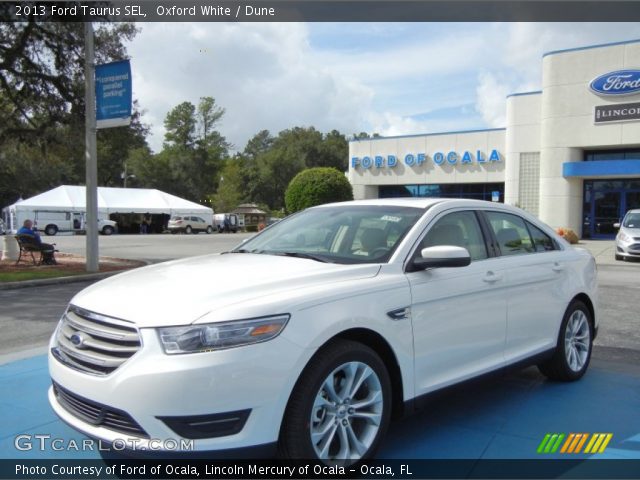 2013 Ford Taurus SEL in Oxford White
