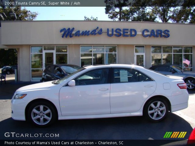 2008 Toyota Camry SE in Super White