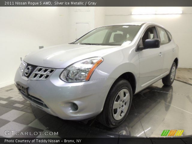 2011 Nissan Rogue S AWD in Silver Ice Metallic
