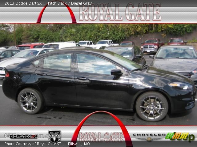 2013 Dodge Dart SXT in Pitch Black