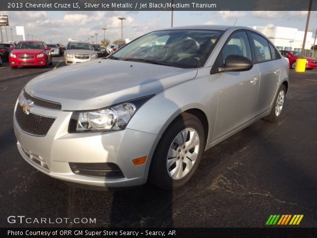 2013 Chevrolet Cruze LS in Silver Ice Metallic