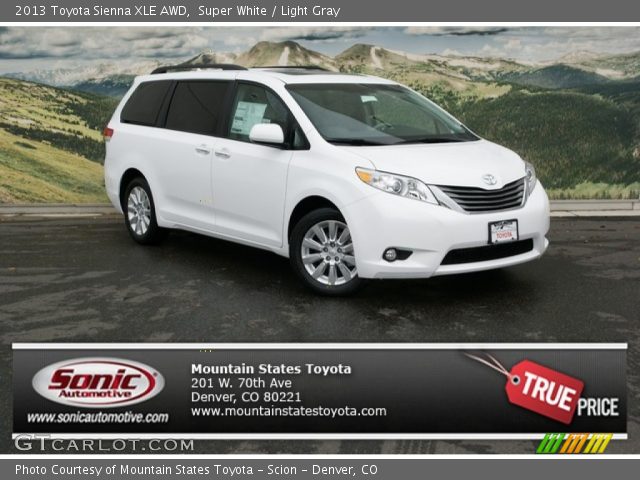 2013 Toyota Sienna XLE AWD in Super White