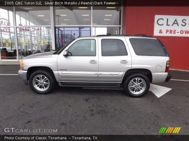 2005 GMC Yukon SLE in Silver Birch Metallic