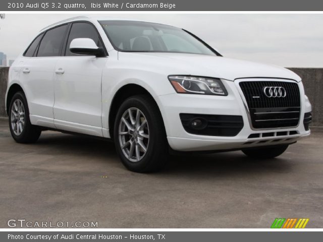 2010 Audi Q5 3.2 quattro in Ibis White