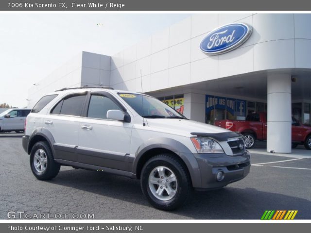 2006 Kia Sorento EX in Clear White