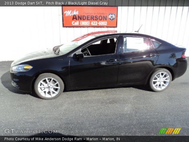 2013 Dodge Dart SXT in Pitch Black