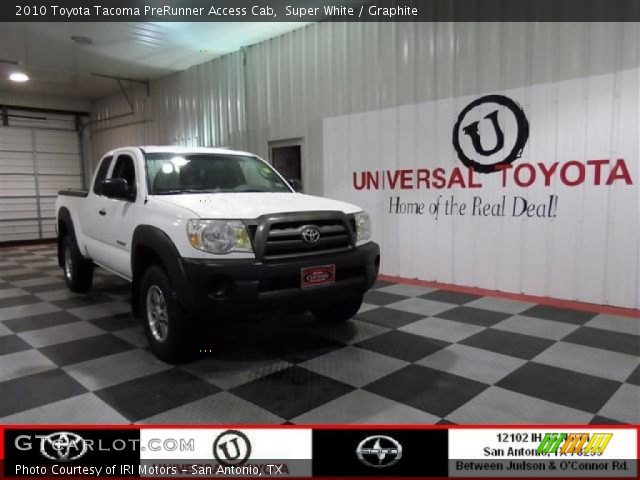 2010 Toyota Tacoma PreRunner Access Cab in Super White