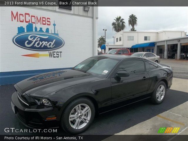 2013 Ford Mustang V6 Coupe in Black