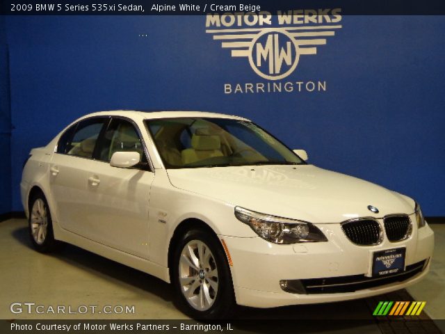 2009 BMW 5 Series 535xi Sedan in Alpine White