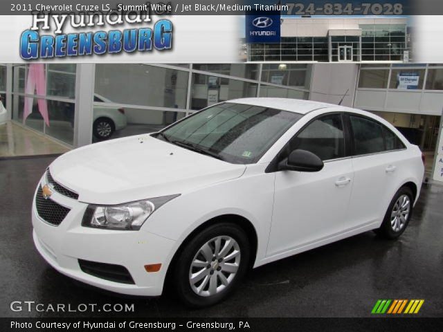2011 Chevrolet Cruze LS in Summit White