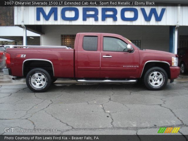 2007 Chevrolet Silverado 1500 LT Extended Cab 4x4 in Sport Red Metallic