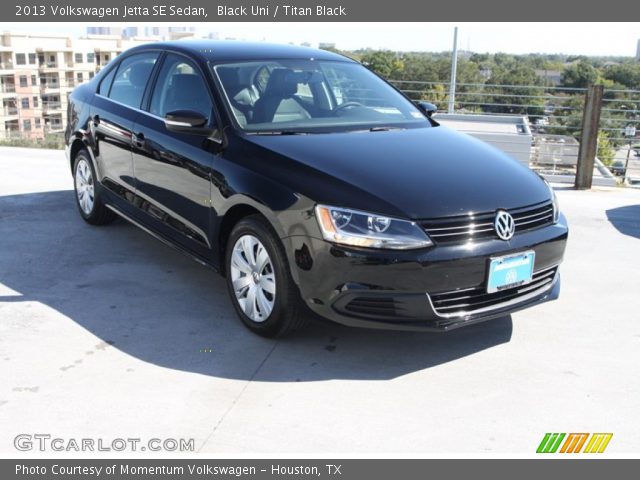 2013 Volkswagen Jetta SE Sedan in Black Uni