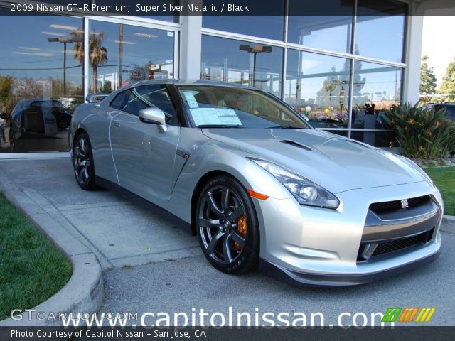 2009 Nissan GT-R Premium in Super Silver Metallic