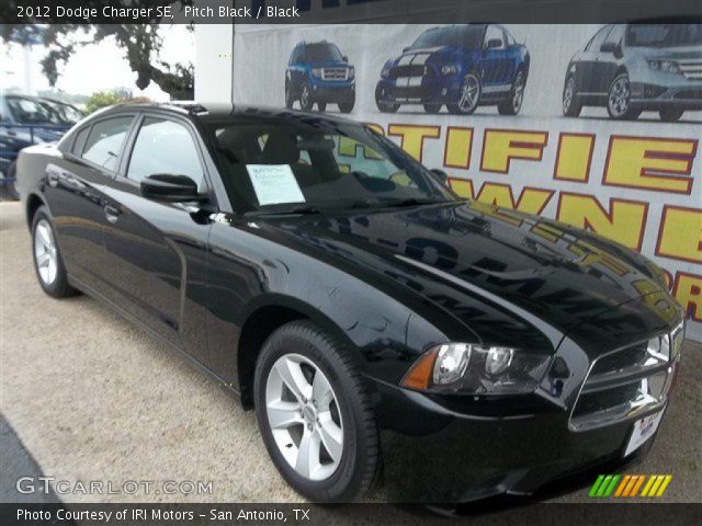2012 Dodge Charger SE in Pitch Black