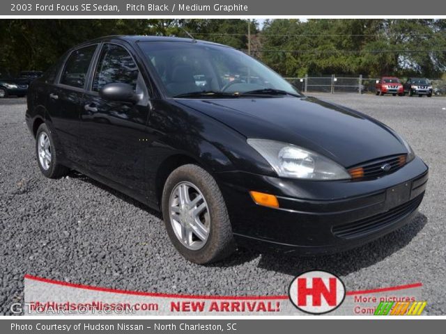 2003 Ford Focus SE Sedan in Pitch Black
