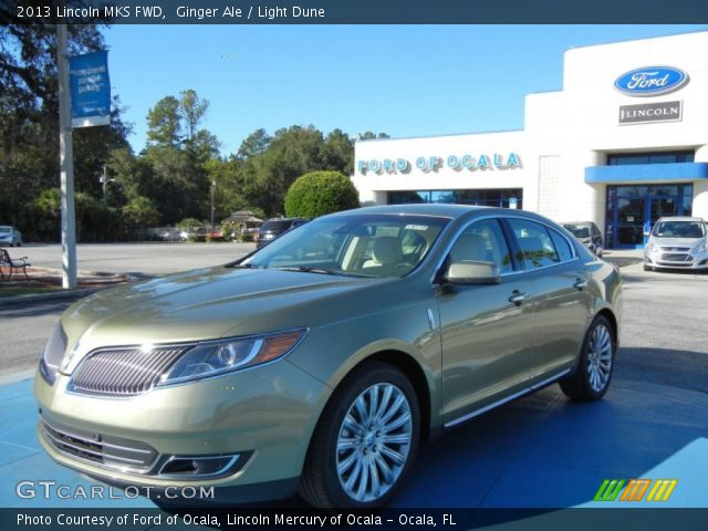 2013 Lincoln MKS FWD in Ginger Ale