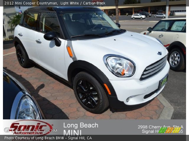 2012 Mini Cooper Countryman in Light White