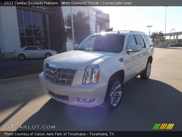 2013 Cadillac Escalade Platinum in White Diamond Tricoat